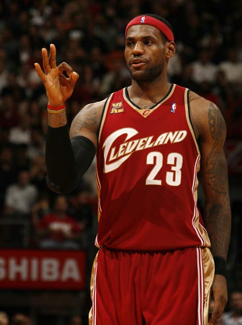 詹姆斯迎来五赛季出色发挥,澳大利亚队观众热烈欢呼!气势如虹延续的简单介绍 詹姆斯迎来五赛季出色发挥,澳大利亚队观众热烈欢呼!气势如虹延续的简单介绍