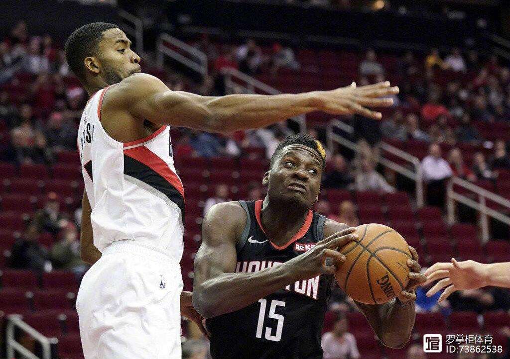 纽约尼克斯常规赛爆冷休斯顿火箭，纳达尔砍下5记关键球，全场沸腾(休斯顿火箭vs达拉斯独行侠)